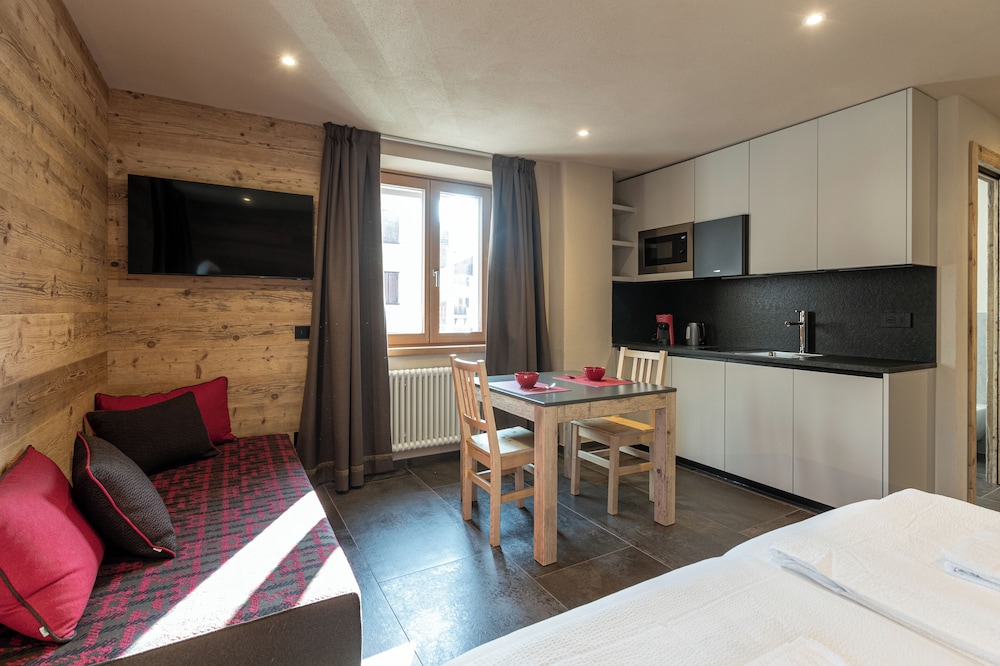 BAITA LARIX BORMIO