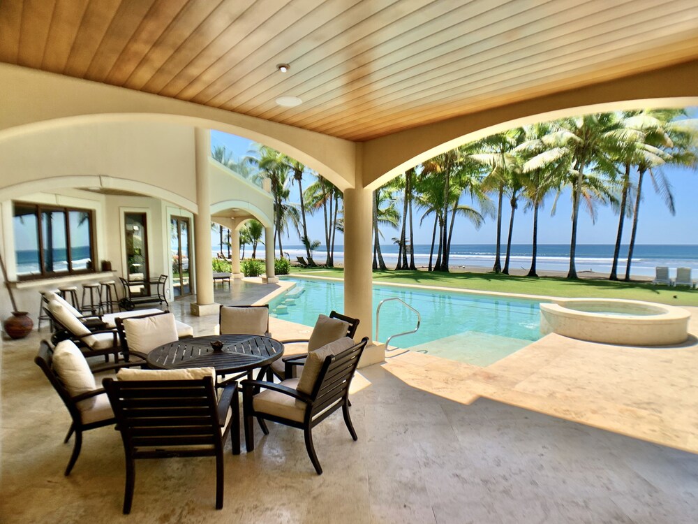 Luxury Villa on The Beach - Hermosa Palms 10A