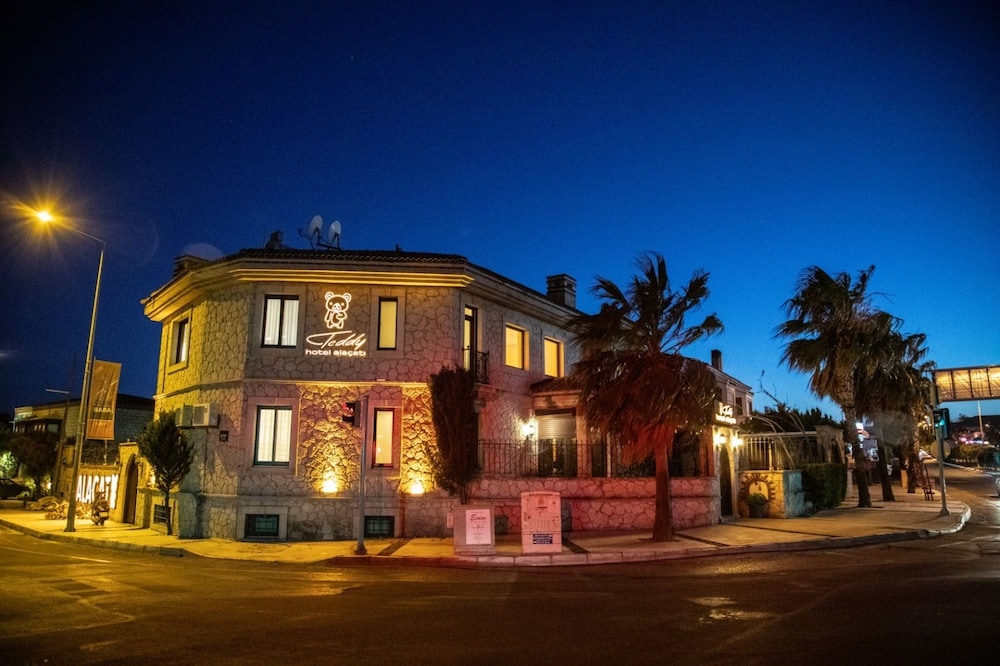 Hotel Teddy Alaçatı Hotel - Image 1
