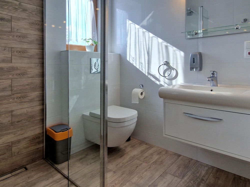 Holiday Home Wisniowa With Pool and Mountain Views