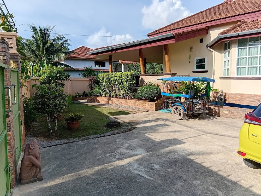 Mooni Sunshine Villa