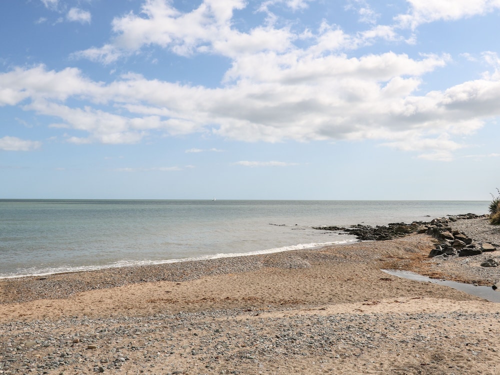 Seachange Annexe