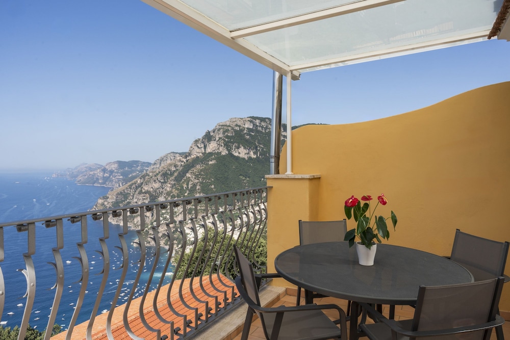 Estate4home - Villa Degli Dei