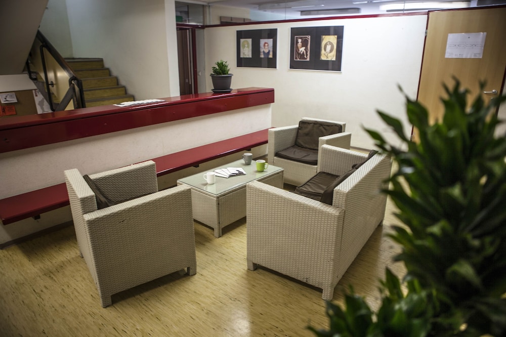 Hostel DIC