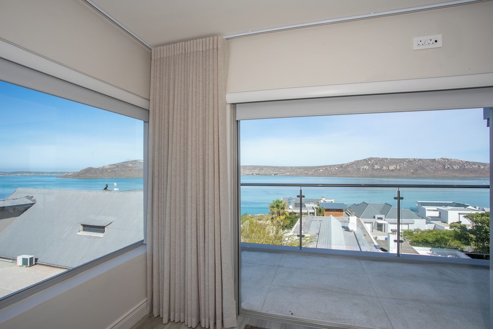 The View Langebaan with Heated Pool