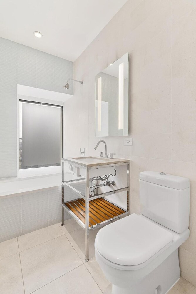 5 Bedroom Luxury Apartment - Grand Opening Promotion - 3