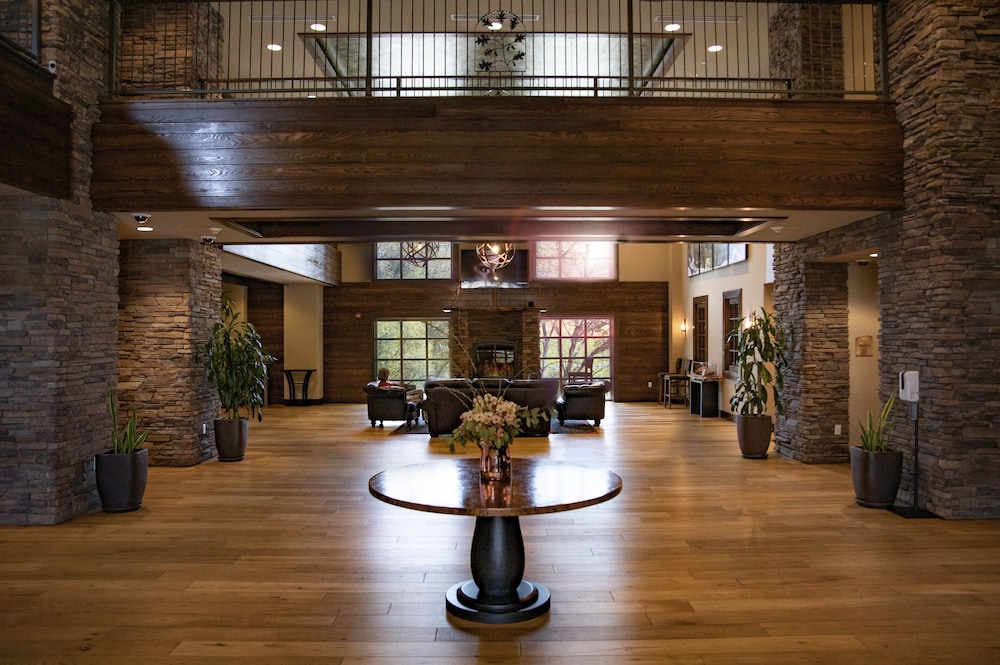 The Hotel at Black Oak Casino Resort view 2