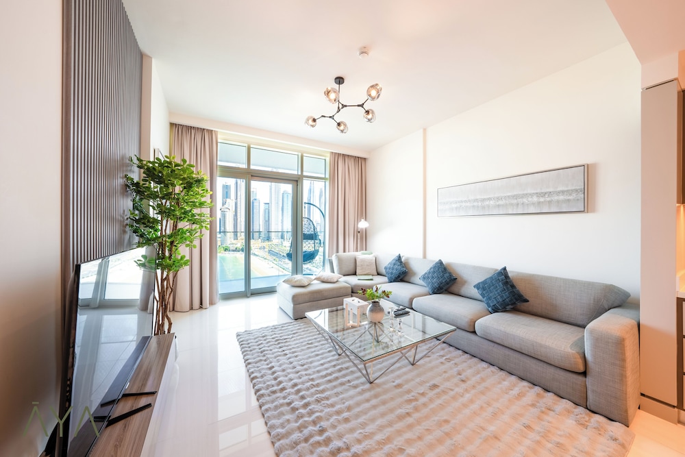 Luxurious 2BR at Sunrise Bay