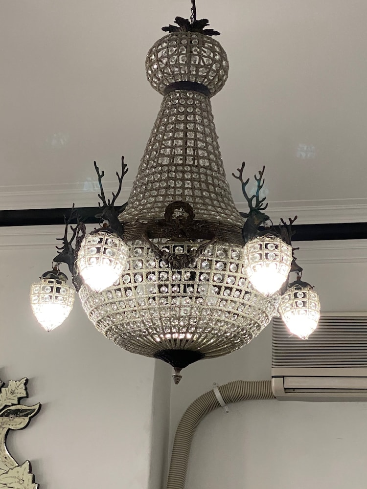 The Macquarie Hotel