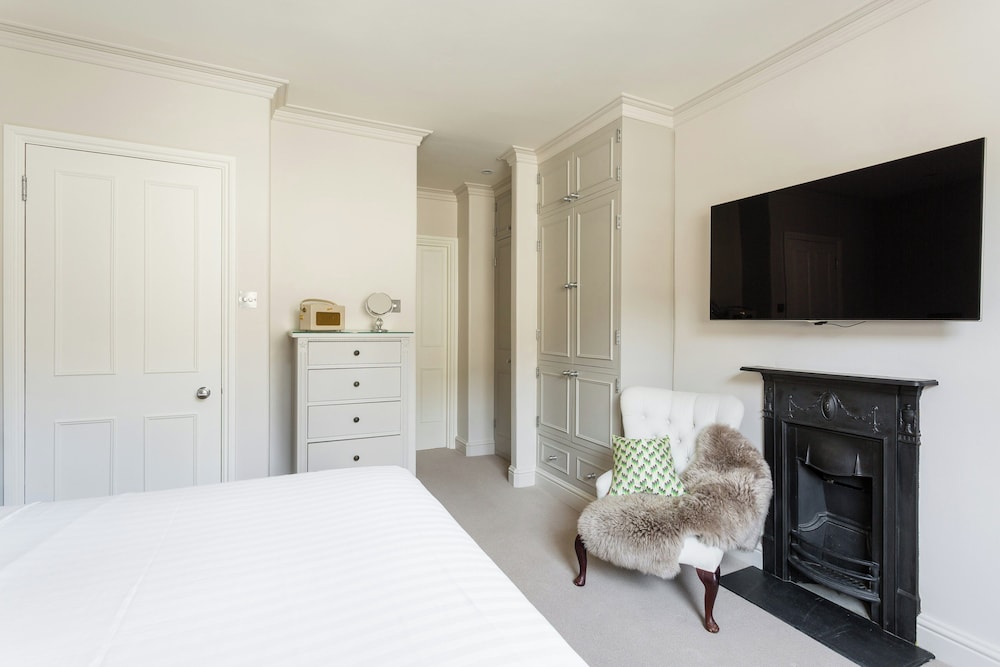 Kinnerton Street by Onefinestay