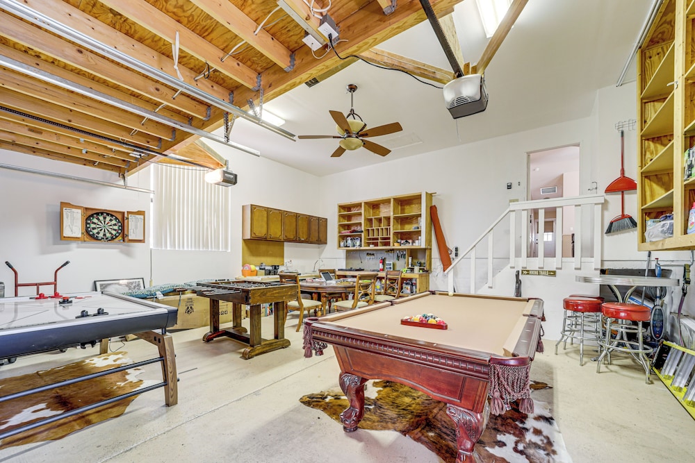 Hot Tub & Game Room: Scenic Sedona Home!