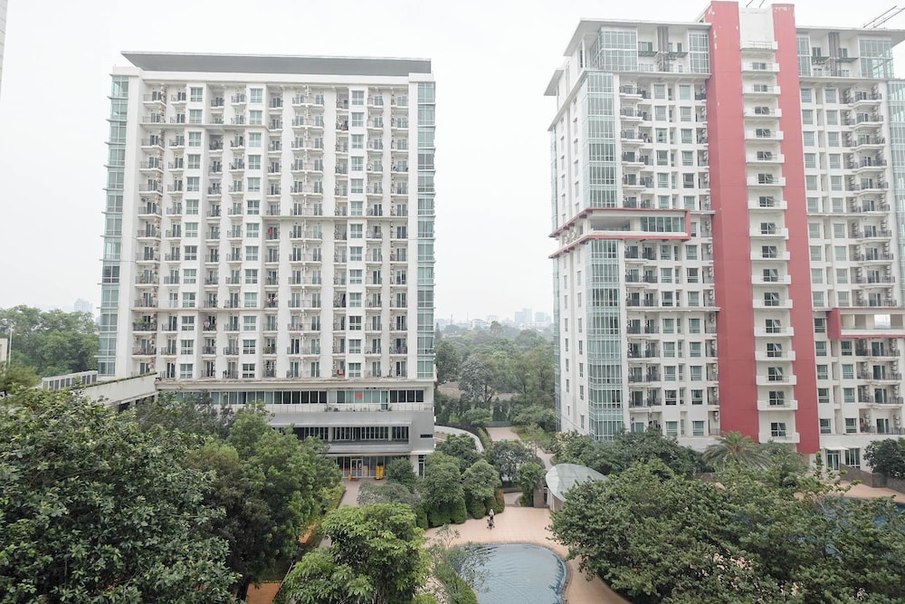Studio Apartment Near Kalibata Station At Woodland Park Residence