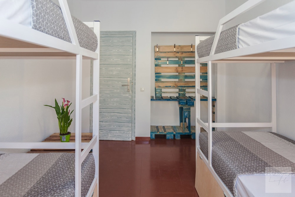 LOFT APART & HOSTAL Group