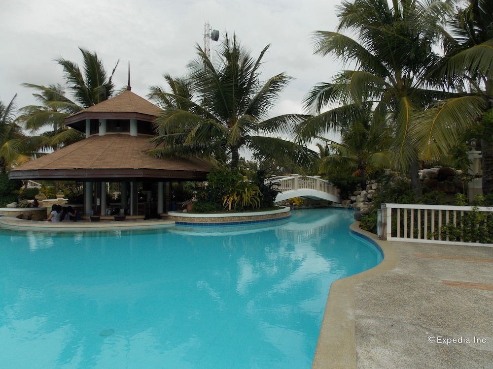 Bearland Paradise Resort