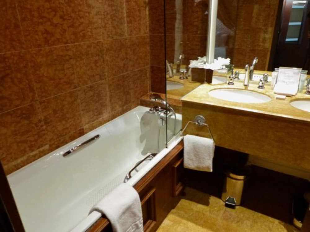 Megeve Vacations - Hotel Mont Blanc - Property Image 6