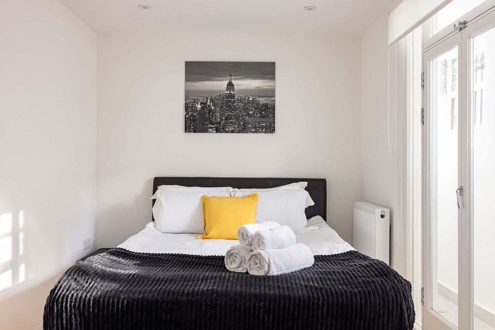 The Kensington Retreat