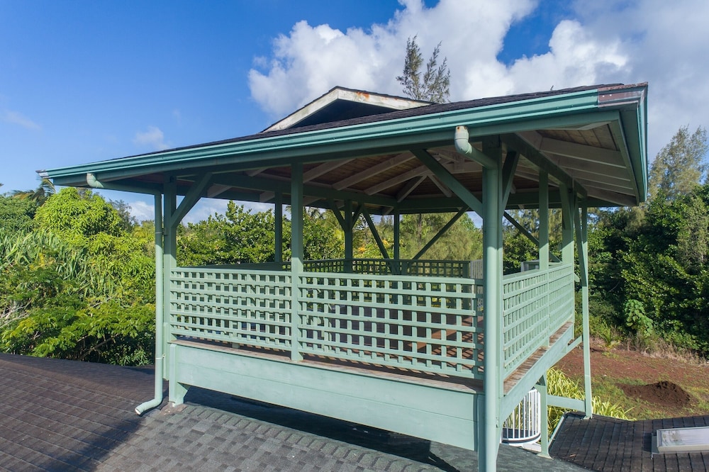 Hale Ki'i Maka Manu 4 Bedroom Home by RedAwning - Property Image 9
