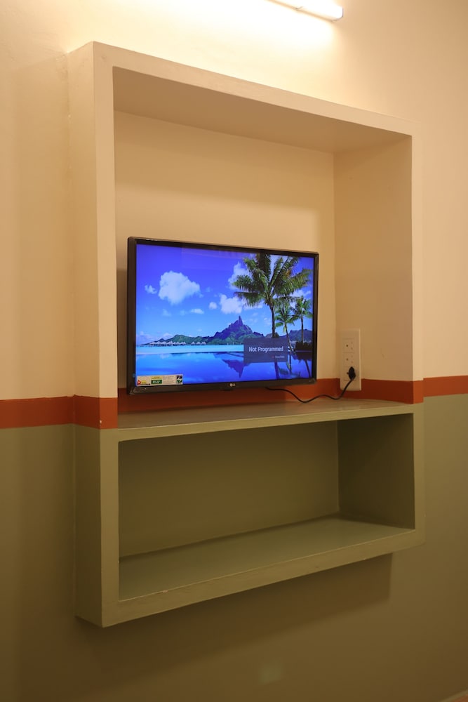 Dwaraka Guest House