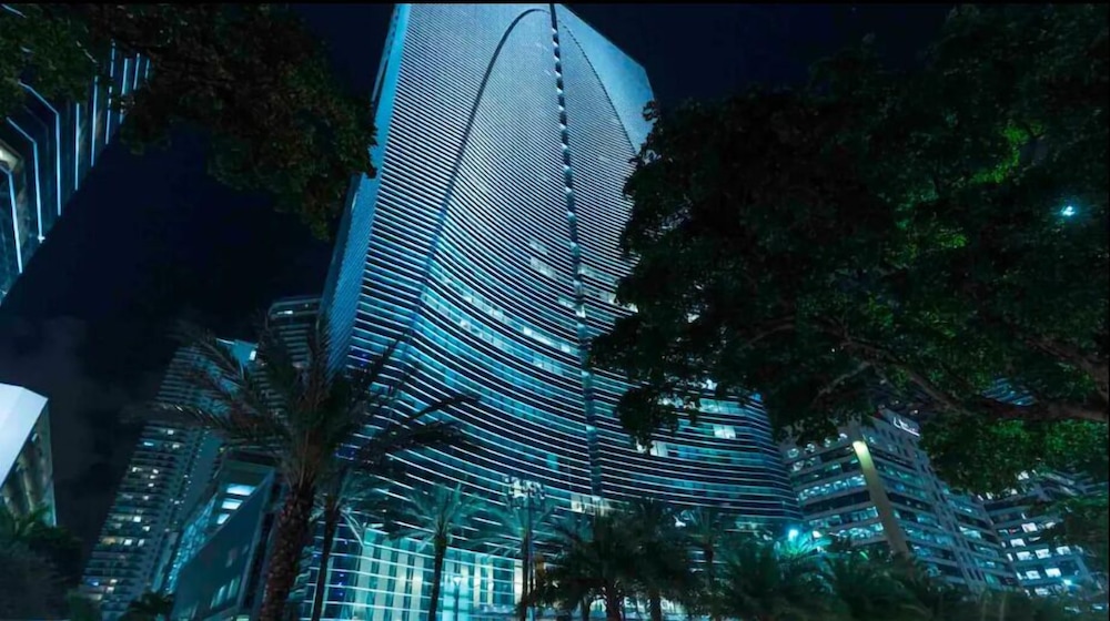 Lux Arch Studios at Brickell