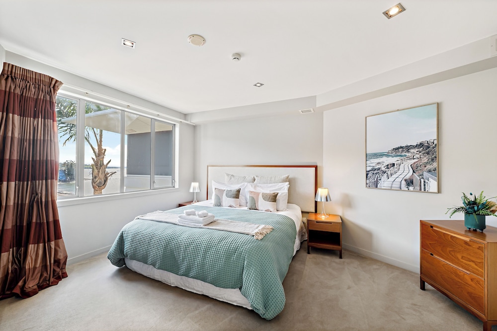 Paihia Waterfront Suites