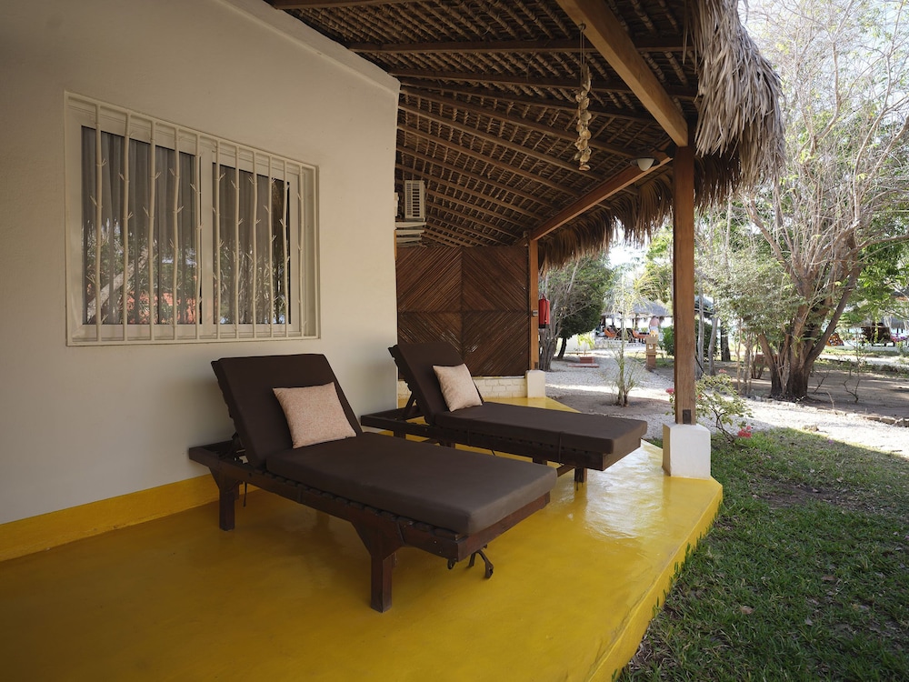 Antsanitia Resort