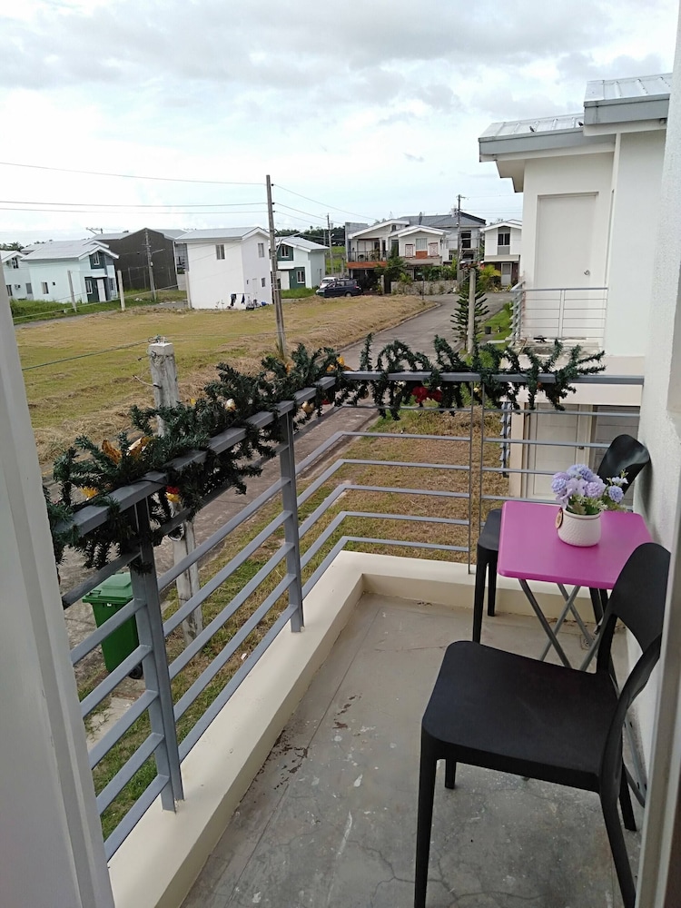Avida 3-bedroom Vacation House With Pool