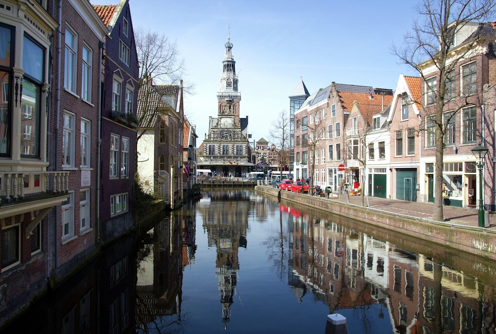 Studio Near Heiloo Woods and Egmond Beach