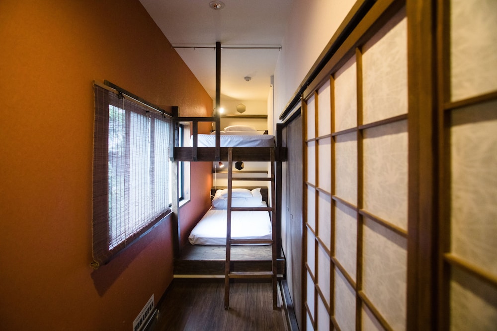 Guesthouse U-En - Hostel