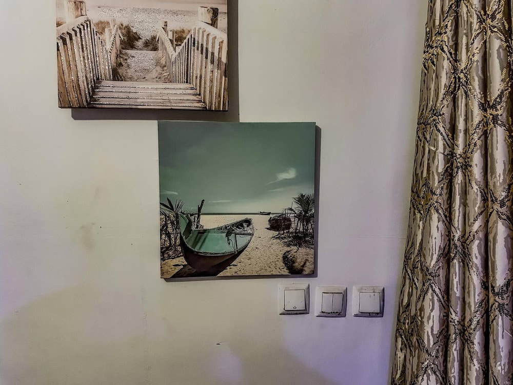 Charming Kinshasa Apartment in Gombe - Entire House for Rent
