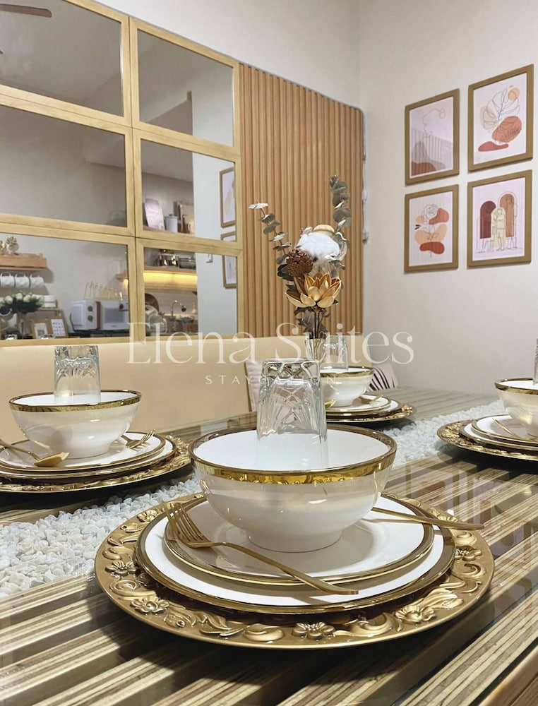Aesthetic Cozy Stay With Ps4, Netflix & Coffee Nook - Elena Suites Staycation