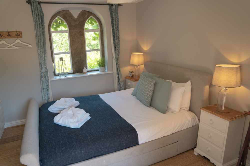 Banbury Vacations - Castle at Edgehill - Property Image 9