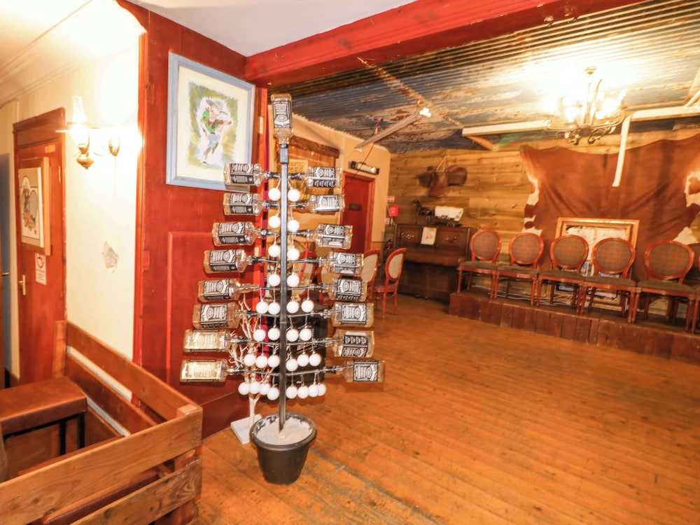 Bear Claw Lodge