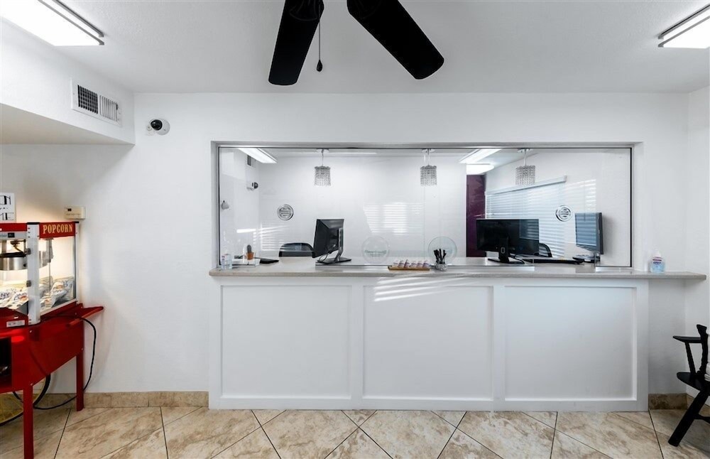 135 Fully Furnished, amenities galore! by RedAwning view 5