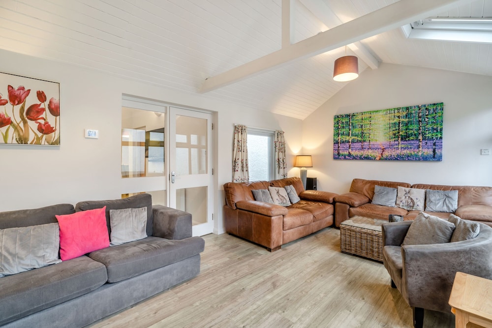 Hazel - Woodland Cottages