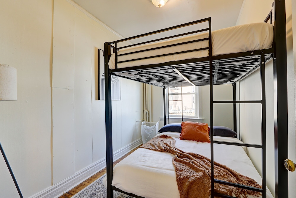 ROVE LIVING/KB - Prospect