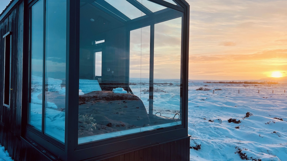 Tiny Glass Lodge