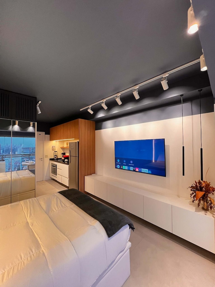Do Pinheiros I Stylish Studio in Sao Paulo