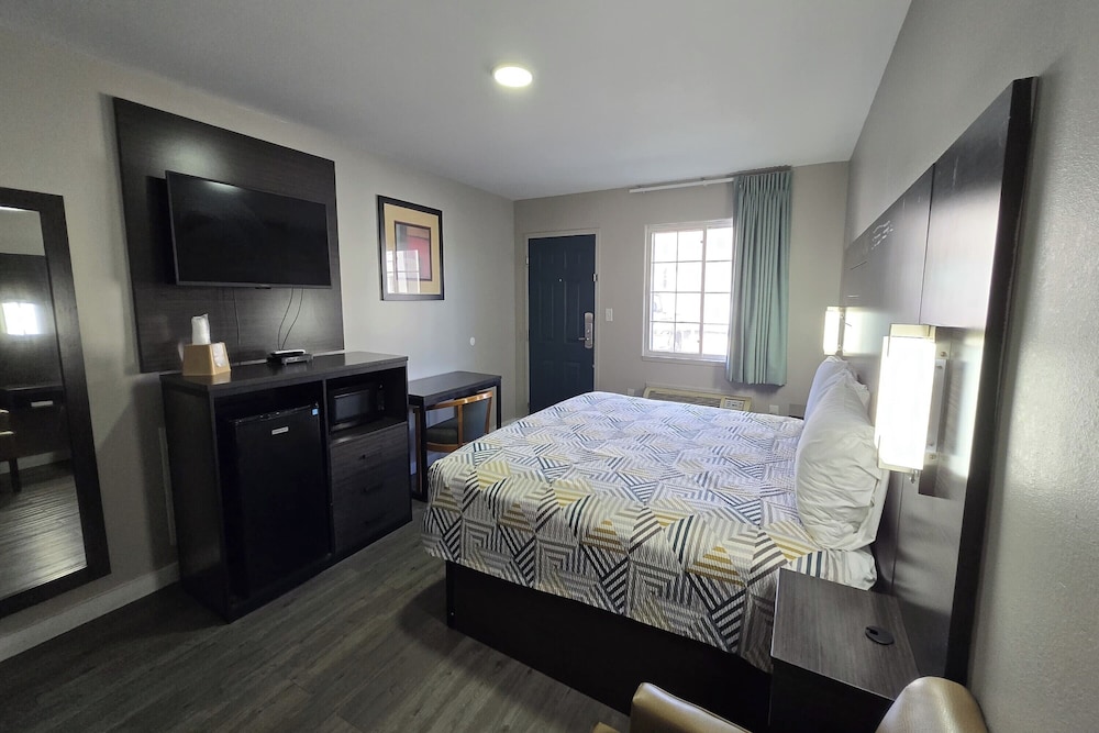 Deerfield Inn McComb I-55