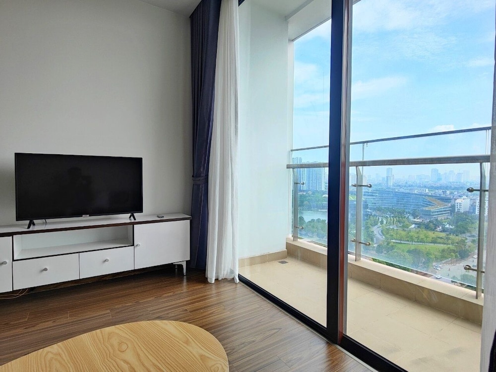 Vinhomes West Point Residence