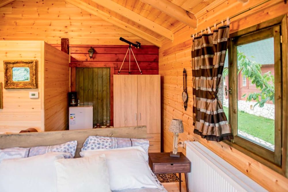 Kedra Village Cozy Chalet - Mountain Getaway