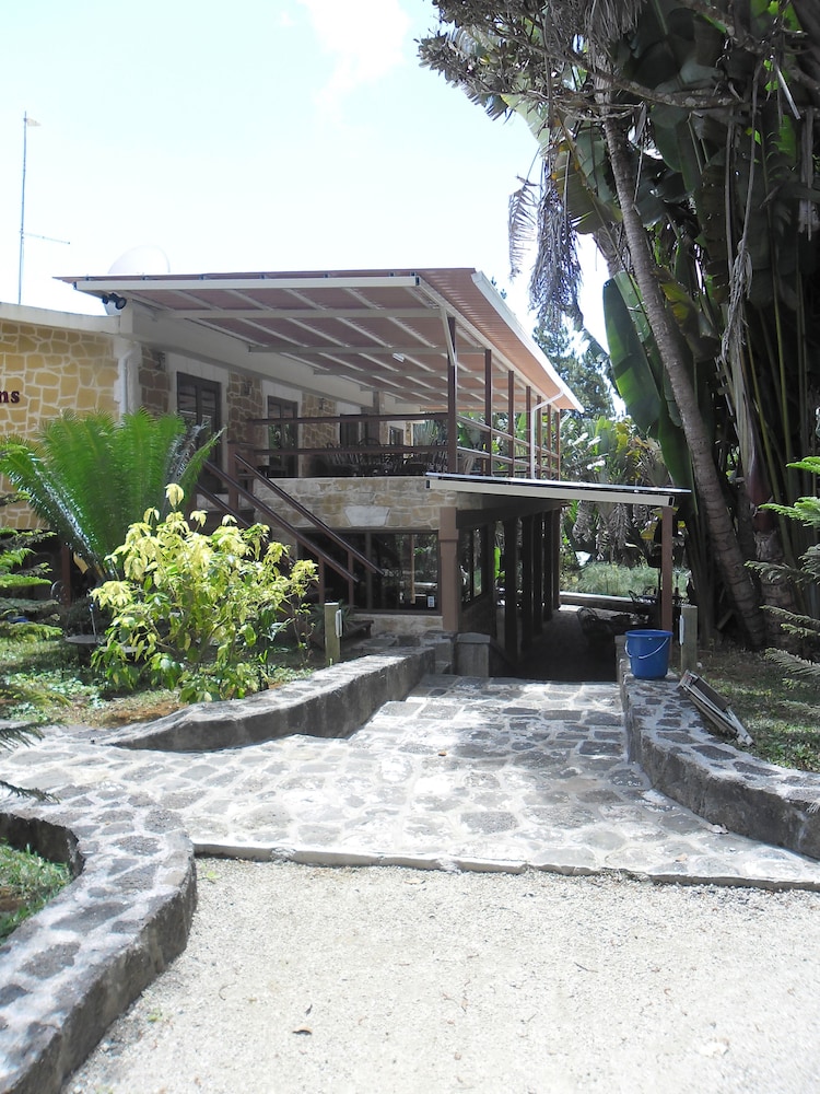 Le Domaine de L’arbre du Voyageur