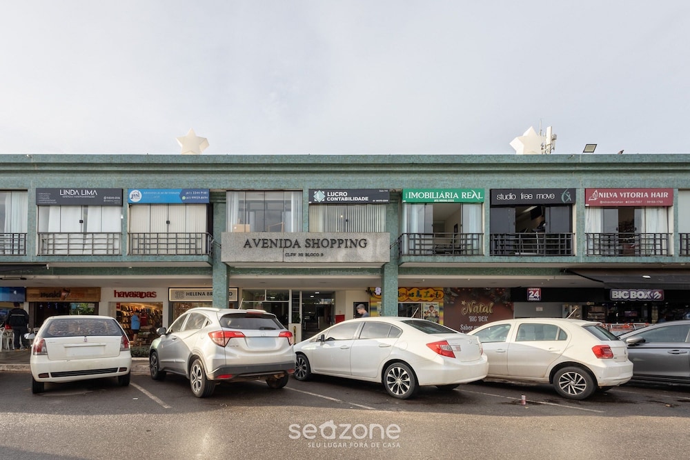 Modern apt in Sudoeste w/ A/C & Wi-fi Cls0101
