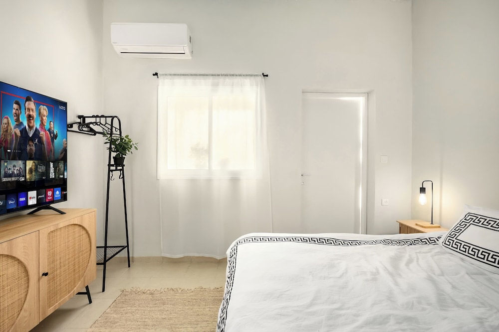 Florentin Stylish Stay by Sea N' Rent