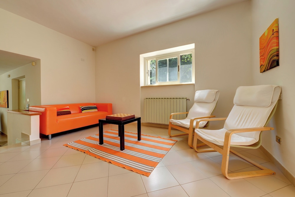 Beautiful Villa With Pool in Arce Fr Italy