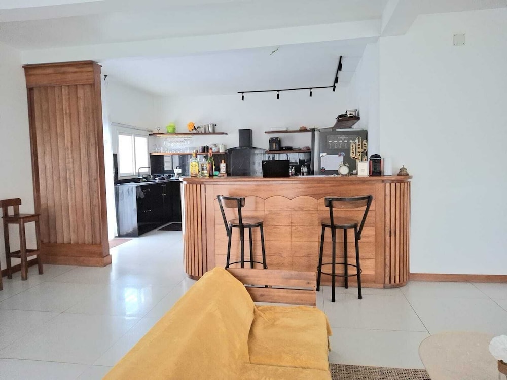 Tia Vahine - Boutique Hôtel Ivato