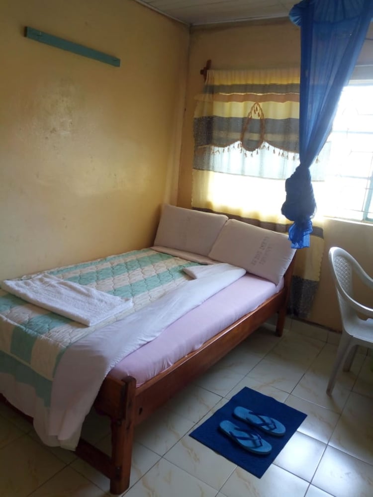 Summary Guest House view 4