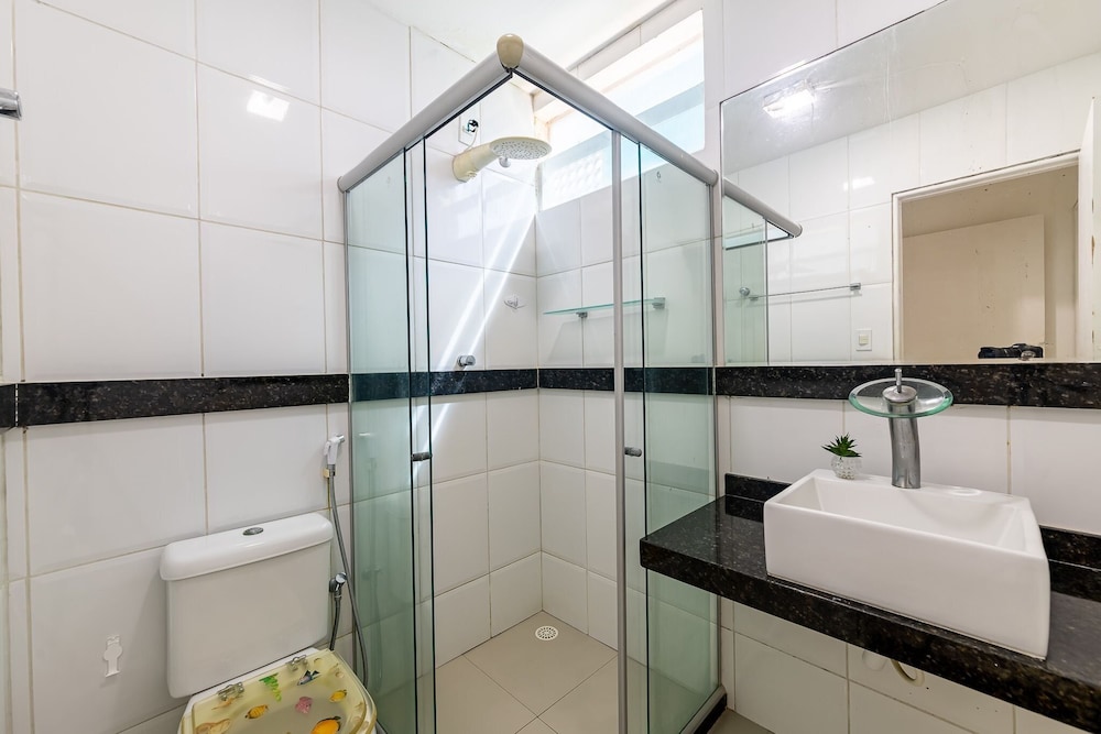 Casa 4 Suites-Com Piscina-137M