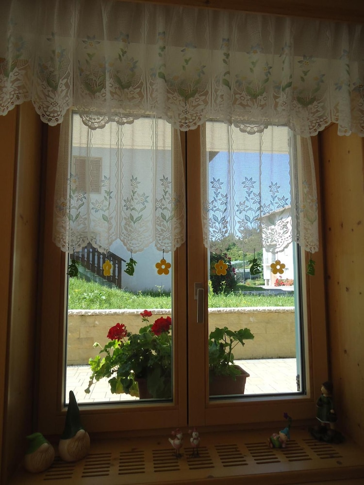 Photo 32