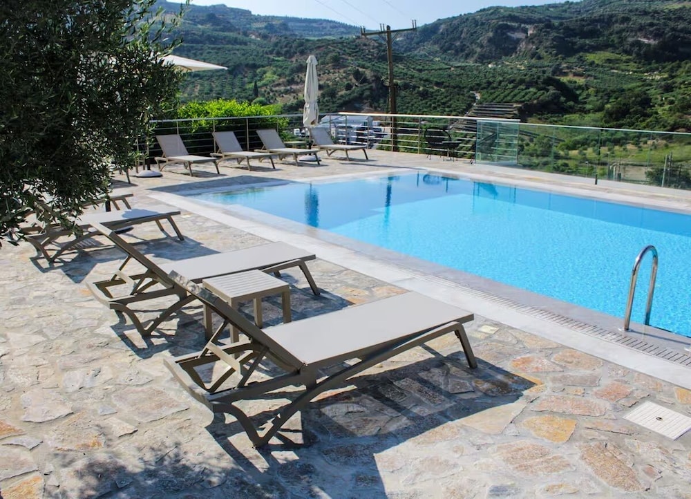 ReCrete - Retreat in Crete