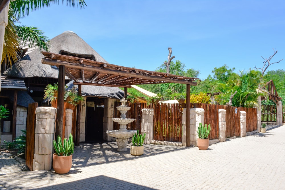 Beyond The Boma Boutique Guest